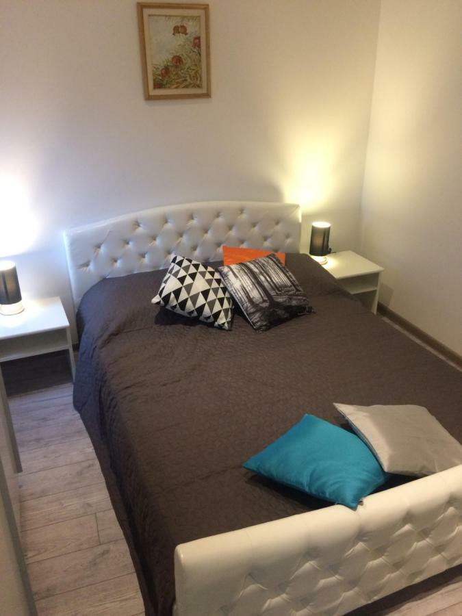 Lory Villa Sveti Lovrec Pazenaticki ภายนอก รูปภาพ