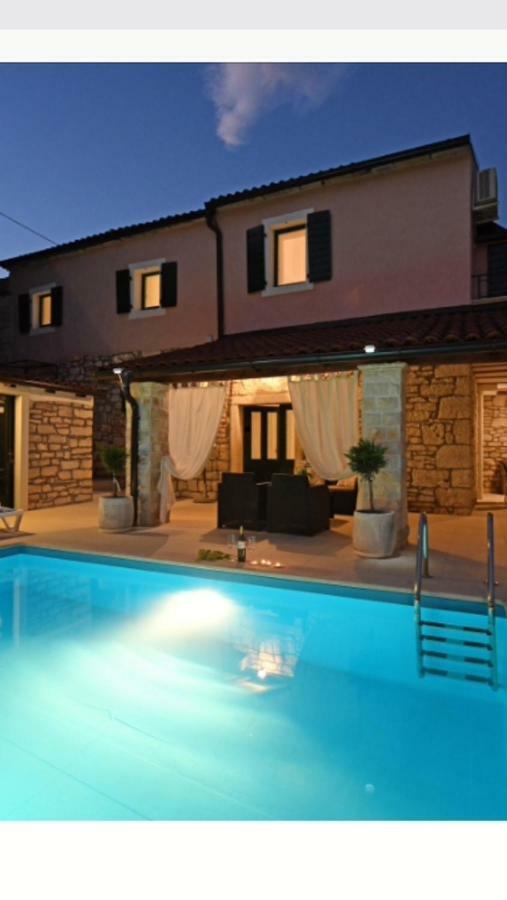 Lory Villa Sveti Lovrec Pazenaticki ภายนอก รูปภาพ