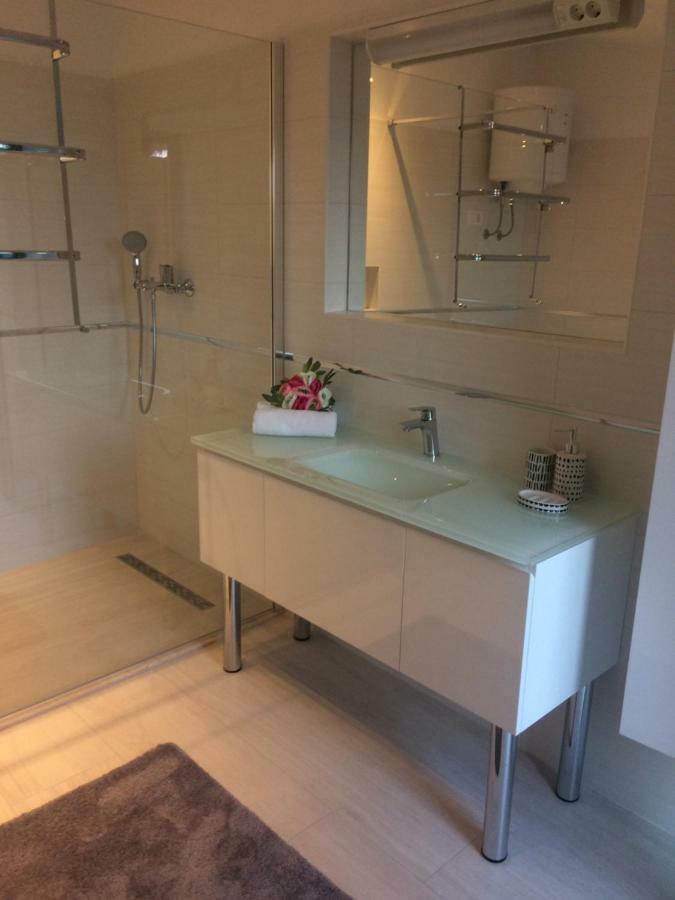 Lory Villa Sveti Lovrec Pazenaticki ภายนอก รูปภาพ